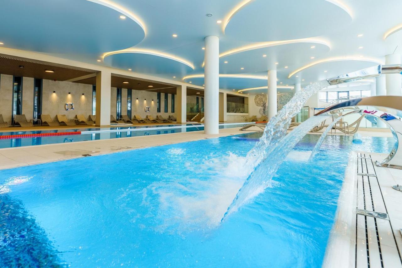 Polanki Aqua Apartamenty Nielimitowany Dostep Do Basenow Parking Free Kołobrzeg Buitenkant foto