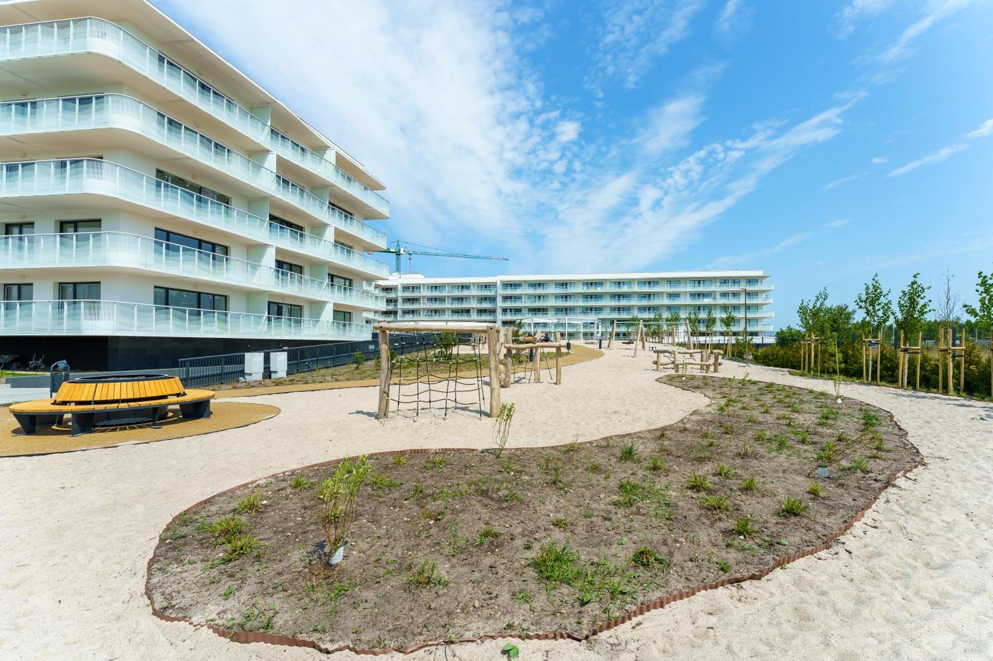 Polanki Aqua Apartamenty Nielimitowany Dostep Do Basenow Parking Free Kołobrzeg Buitenkant foto